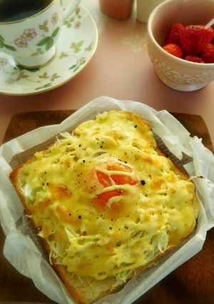 キャベツたっぷり目玉焼きトースト-レシピのメイン写真