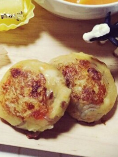 肉じゃがで♪リメイクいももち-レシピのメイン写真