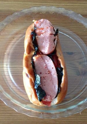 あらびきポークのトマトホットドッグ-レシピのメイン写真