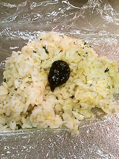 しらす卵炒飯のおにぎり-レシピのメイン写真