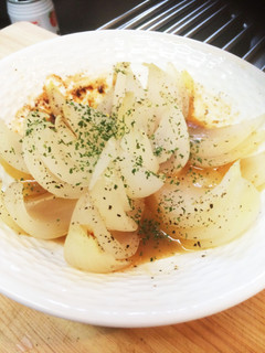 男の新玉ねぎ 丸ごとバター醤油-レシピのメイン写真