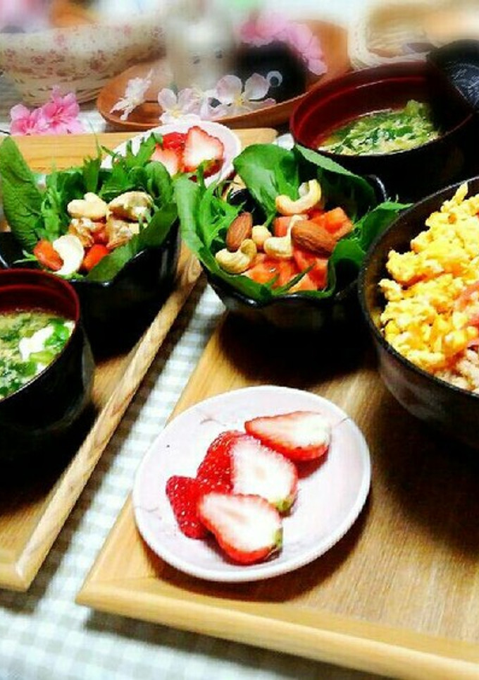 鶏そぼろ丼　和プレート-レシピのメイン写真