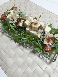豆腐としらすの梅サラダ-レシピのメイン写真