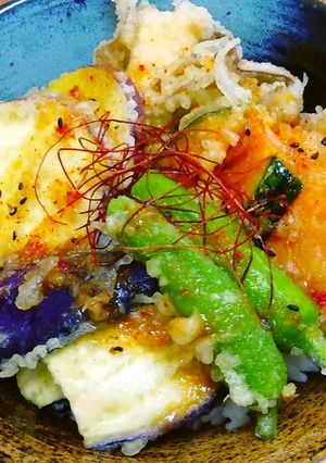 ドレッシングでピリ辛野菜天丼♪-レシピのメイン写真