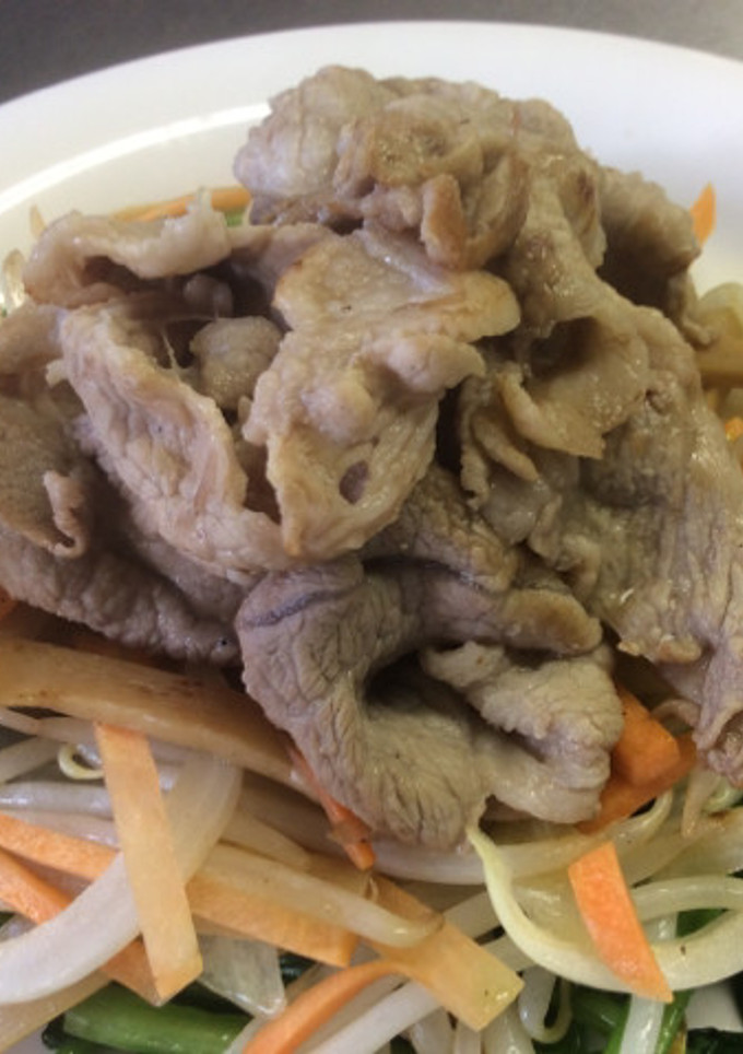 生姜焼きを一緒盛りで…^_^-レシピのメイン写真