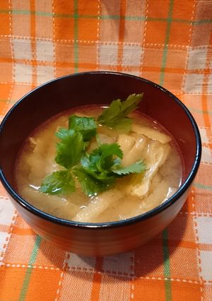 三つ葉の香り♪油揚げのお味噌汁★-レシピのメイン写真