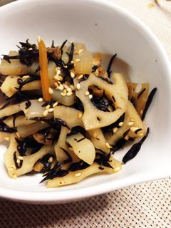☆レンコン入りひじきの煮物 ☆-レシピのメイン写真