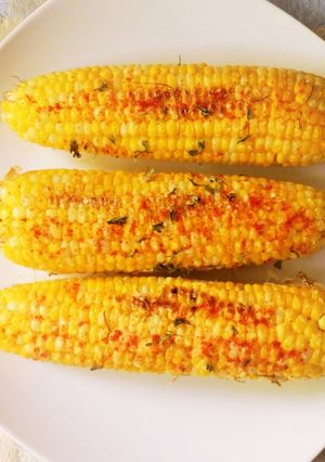 丸ごととうもろこしのパルメザンチーズ焼き-レシピのメイン写真