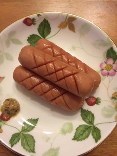 お弁当に◎ウインナーの簡単な飾り切り♡-レシピのメイン写真