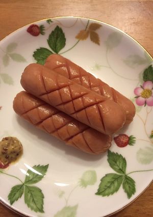 お弁当に◎ウインナーの簡単な飾り切り♡-レシピのメイン写真