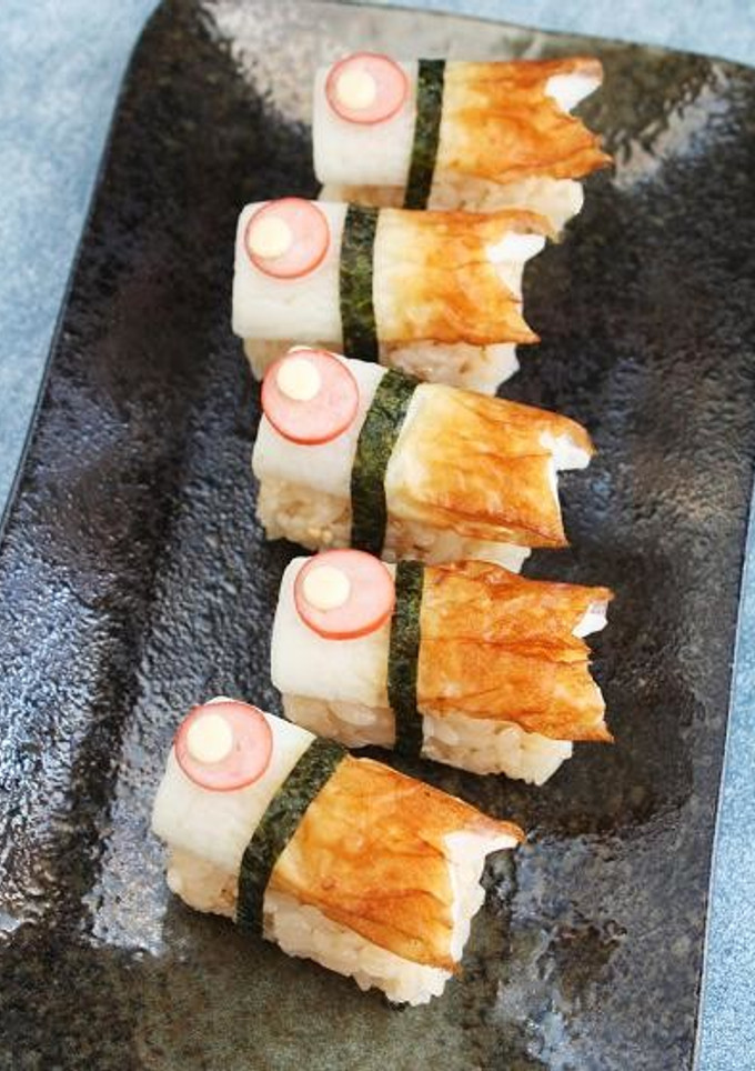 子供の日のデコ寿司☆ちくわで鯉のぼり-レシピのメイン写真