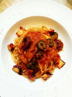 タコとオリーブのトマトパスタ-レシピのメイン写真