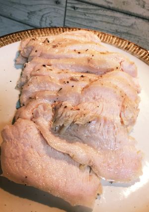 簡単過ぎるしっとりジューシーな鶏ハム-レシピのメイン写真