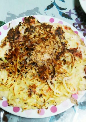 最初から焼きそばinモダン焼き-レシピのメイン写真