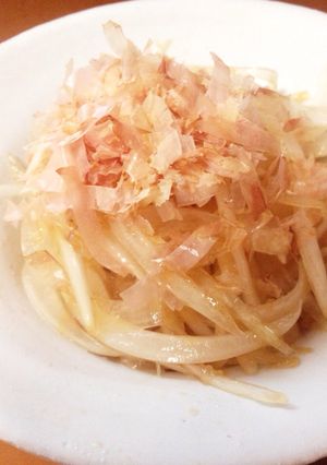 簡単さっぱり☆新玉ねぎのスライスサラダ-レシピのメイン写真