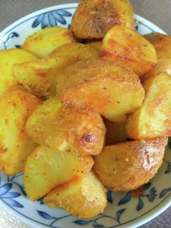 付け合わせ☆揚げ焼きガーリックポテト-レシピのメイン写真