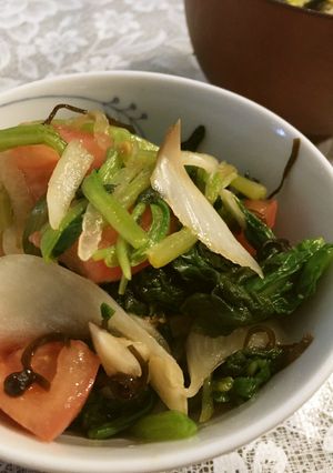ほうれん草とトマトの酢玉ねぎ入り和え♪-レシピのメイン写真