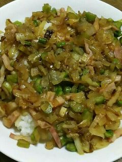 ベーコンアスパラ玉ねぎの焼き肉のたれ炒め-レシピのメイン写真