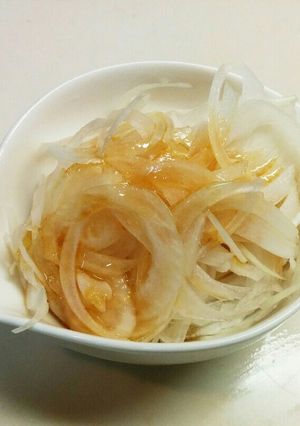簡単激ウマ！新玉ねぎの和風サラダ-レシピのメイン写真