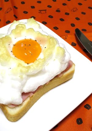 【不思議】エッグインクラウドでトースト♪-レシピのメイン写真