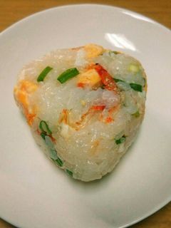桜えび&いり卵のおにぎり♪-レシピのメイン写真