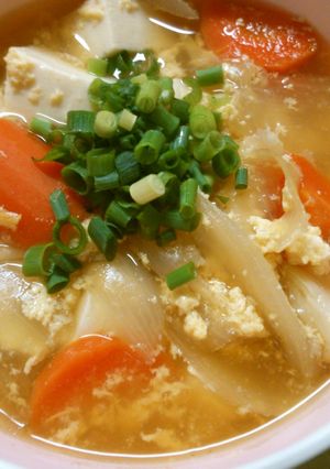 簡単♪豆腐と玉ねぎと人参 卵の白だし煮！-レシピのメイン写真