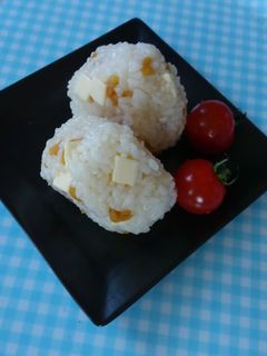 シャキシャキ生姜のチーズおにぎり♪-レシピのメイン写真