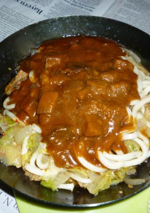 レトルト・カレーでカレー+焼きうどん-レシピのメイン写真