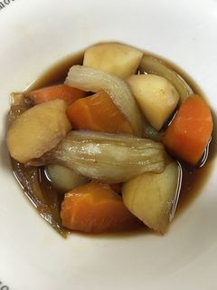 じゃがいもと玉ねぎとにんじんの煮物-レシピのメイン写真