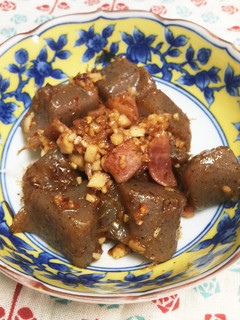 コンニャクとベーコンのニンニク炒め煮-レシピのメイン写真