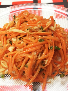 簡単おつまみ にんじんといか燻製サラダ-レシピのメイン写真