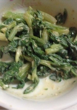 たった5分！　セロリの葉っぱの和え物-レシピのメイン写真