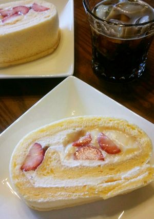 苺とカスタードのロールケーキ-レシピのメイン写真