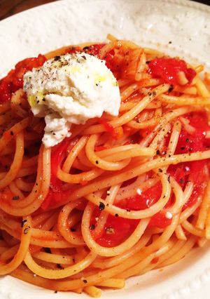 トマトとブルサンチーズのパスタ-レシピのメイン写真
