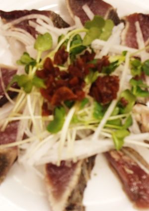 美味しいよ♡カツオたたき（にんにく醤油）-レシピのメイン写真