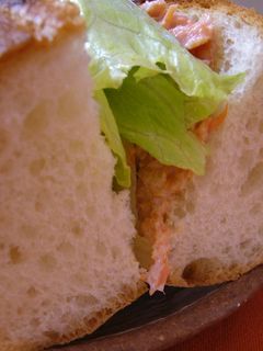 鮭フレークのサンドイッチ-レシピのメイン写真