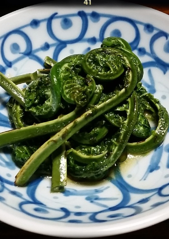 簡単♪こごみの油炒め-レシピのメイン写真