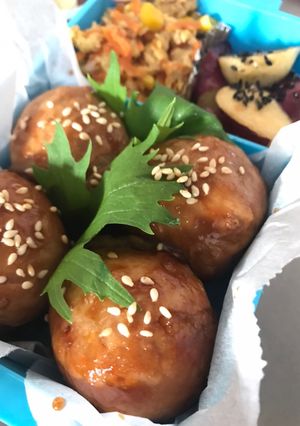 お弁当に!コロコロにくまきおにぎり-レシピのメイン写真