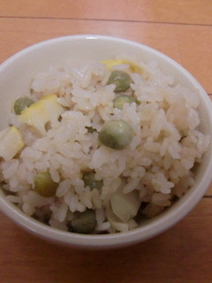 エンドウとタケノコの炊き込みご飯-レシピのメイン写真