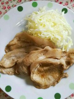 焼肉のたれと生姜で簡単豚の生姜焼き-レシピのメイン写真