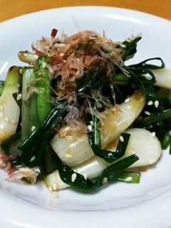 早採りらっきょうのごま油炒め-レシピのメイン写真