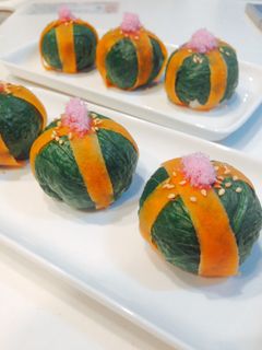 ☆カワイイ美味しい!小松菜手まり寿司☆-レシピのメイン写真