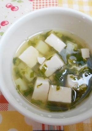 離乳食後期　菊菜とじゃがいものお味噌汁-レシピのメイン写真