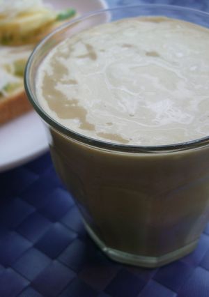 アボカドジュースinコーヒー-レシピのメイン写真