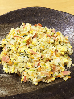 子供も大好き☆小松菜とベーコンの炒飯-レシピのメイン写真