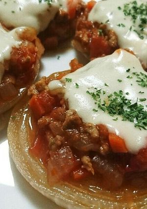 余ったミートソースで新玉ねぎのピザ風☆-レシピのメイン写真