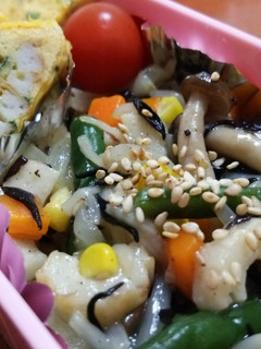 ちくわ1本 de 卵焼き&野菜炒め*弁当-レシピのメイン写真