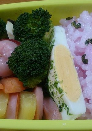 パインと魚肉ソーセージ-レシピのメイン写真