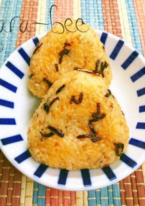 旨いっ♡食べラー塩こんぶチーズ焼おにぎり-レシピのメイン写真