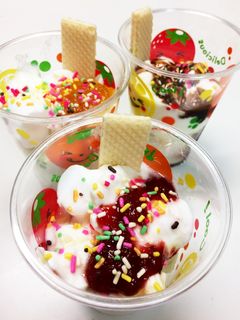 簡単ヨーグルトパフェ-レシピのメイン写真